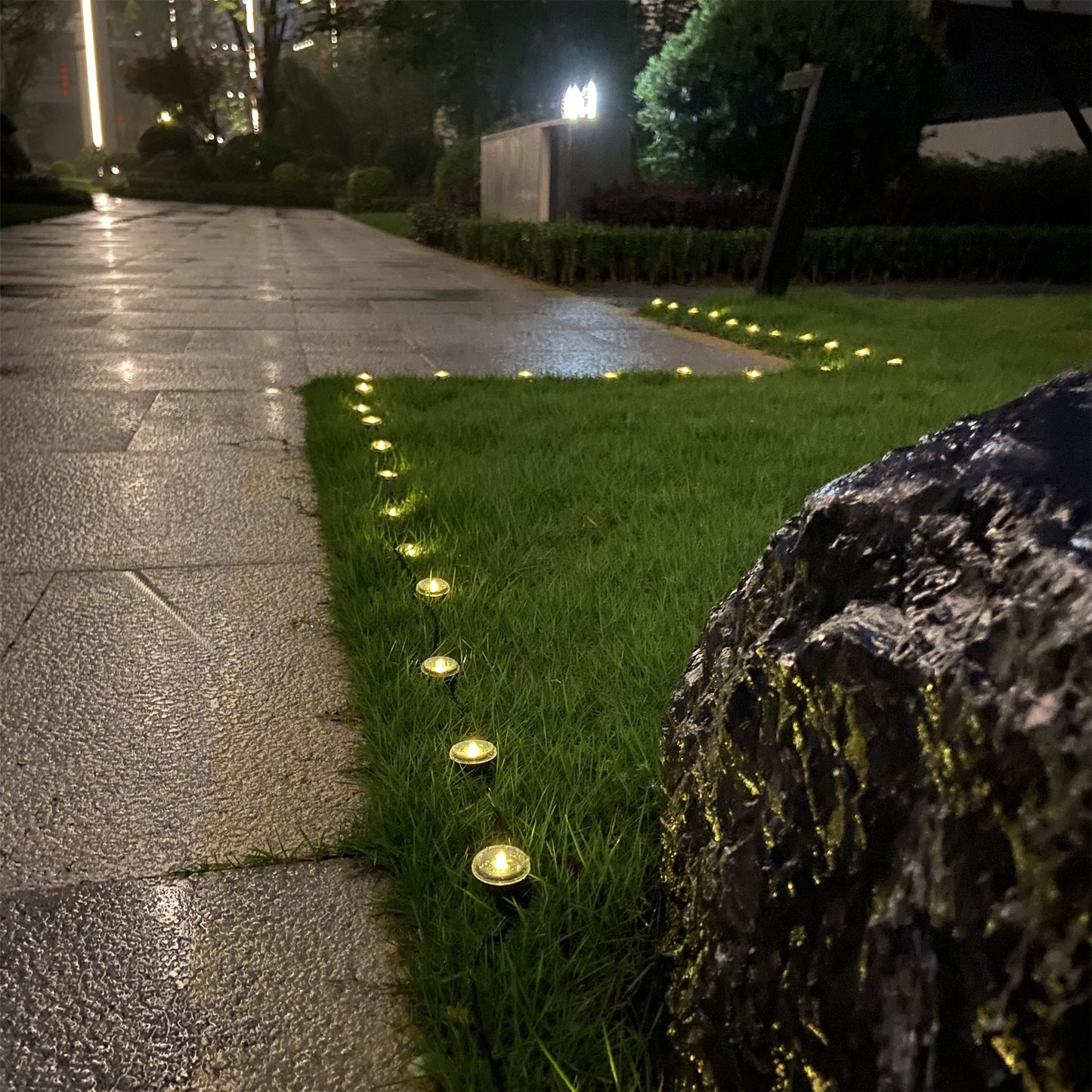 Solar 15-Light Garden Pathway String – Weatherproof LED Lawn Lights with Removable Solar Panel